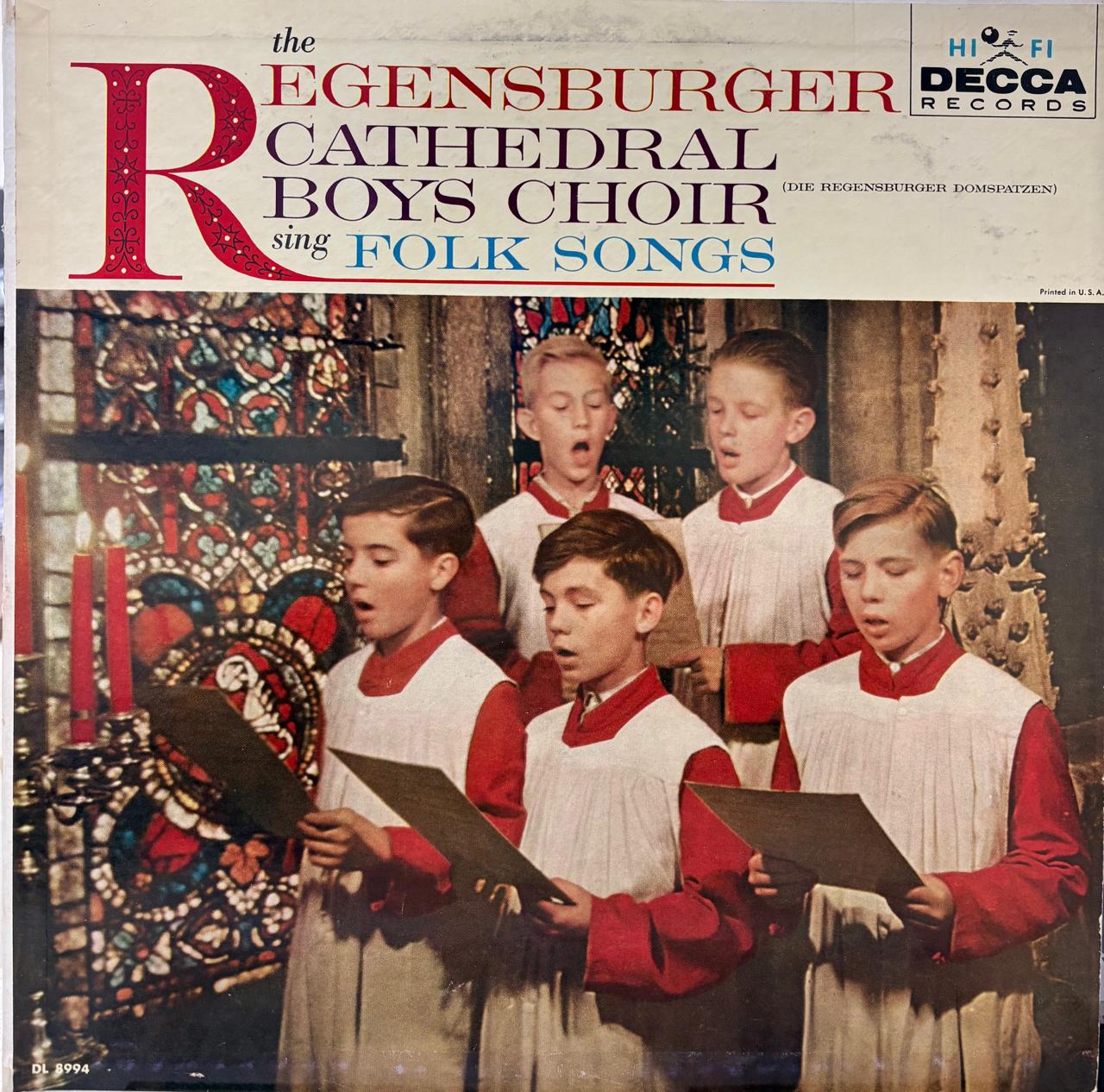 REGENSBURGER CATHEDRAL BOYS CHOIR SING FOLK SONGS