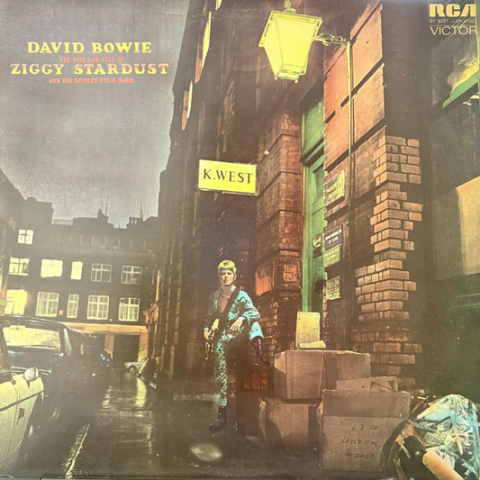 THE RISE AND FALL OF ZIGGY STARDUST AND THE SPIDERS FROM MARS - DAVID BOWIE