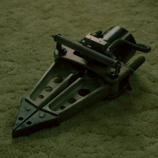 PIERCE THE VEIL-THE JAWS OF LIFE